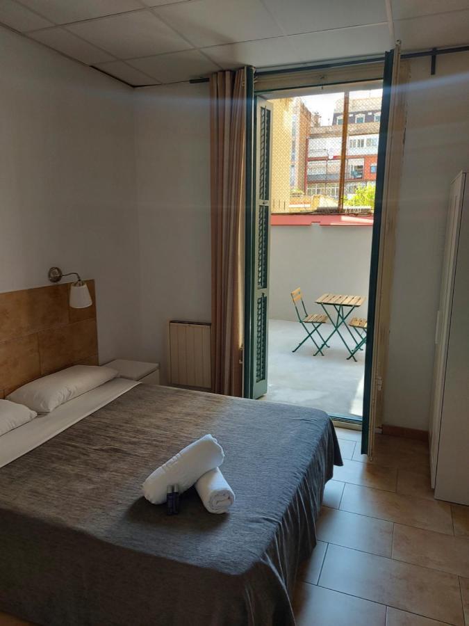Hostal Martinval Barcelona Exterior foto