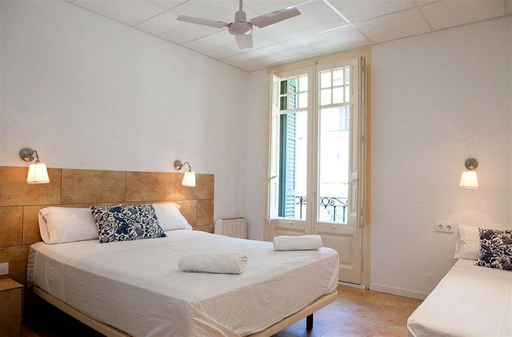 Hostal Martinval Barcelona Exterior foto