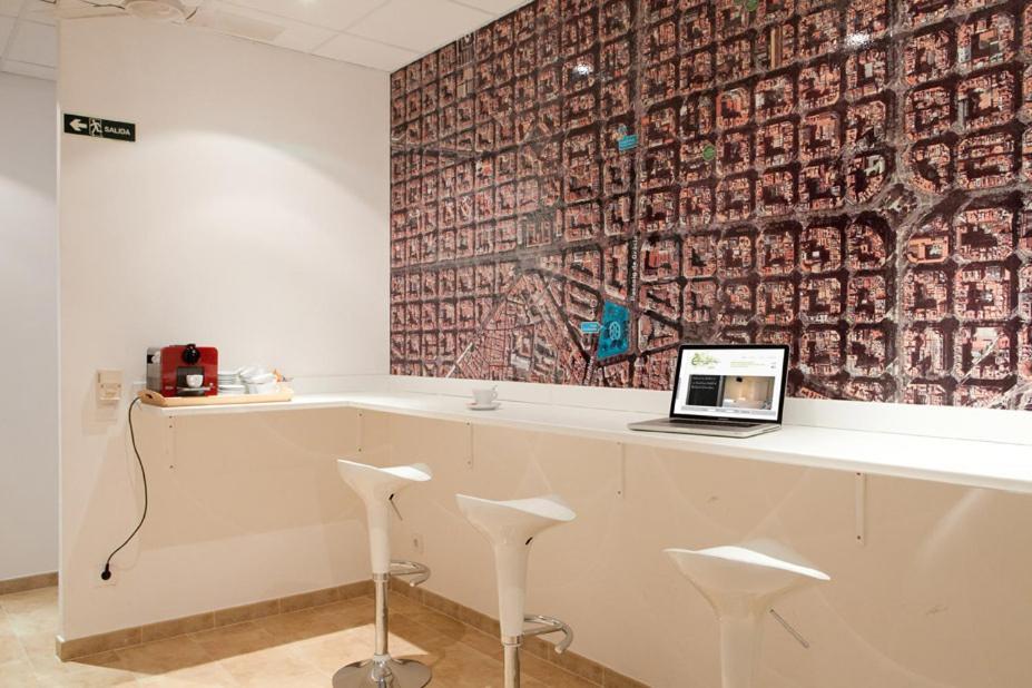 Hostal Martinval Barcelona Exterior foto