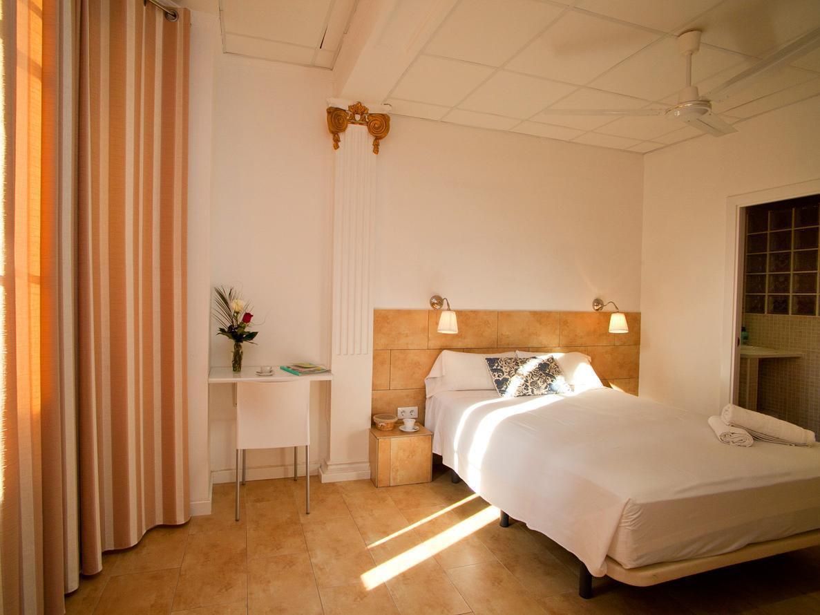 Hostal Martinval Barcelona Exterior foto