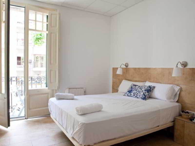 Hostal Martinval Barcelona Exterior foto